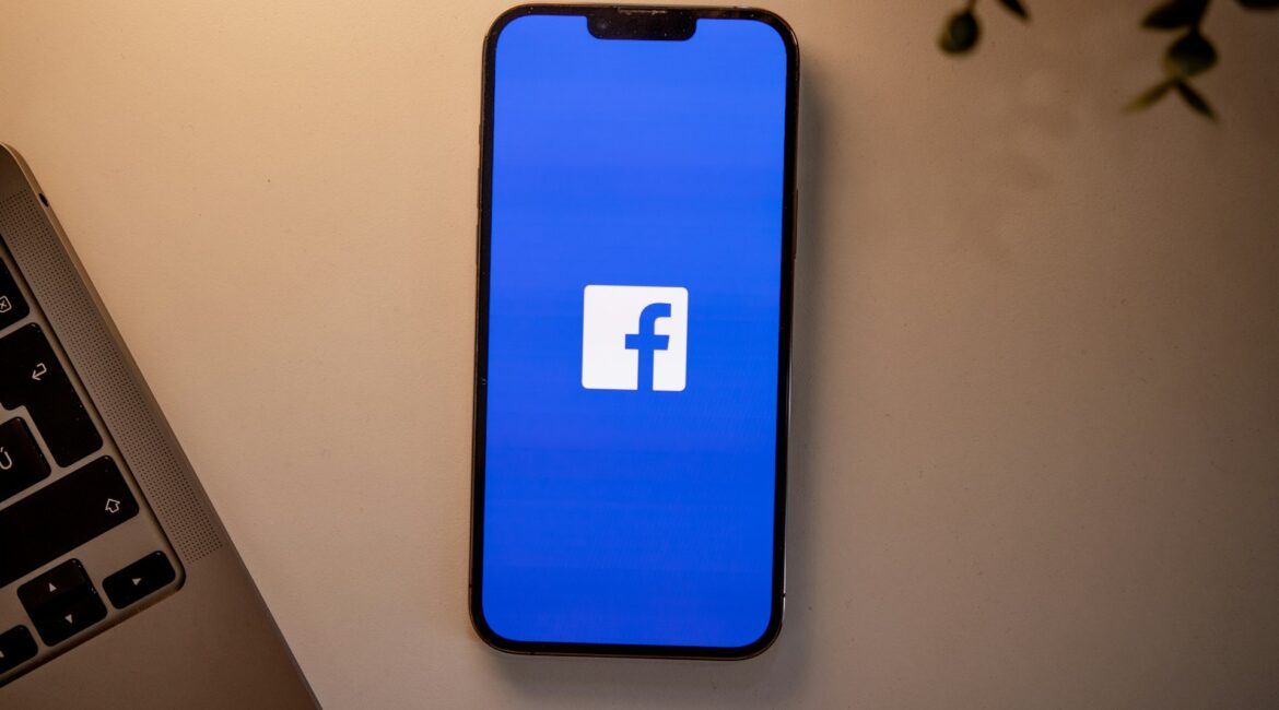 Facebook Ads